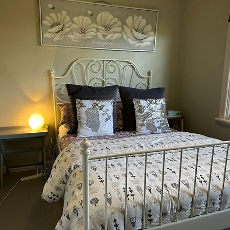 Bush Retreat Farm Stay 2 Bedroom Guest Suite Gelliondale Экстерьер фото